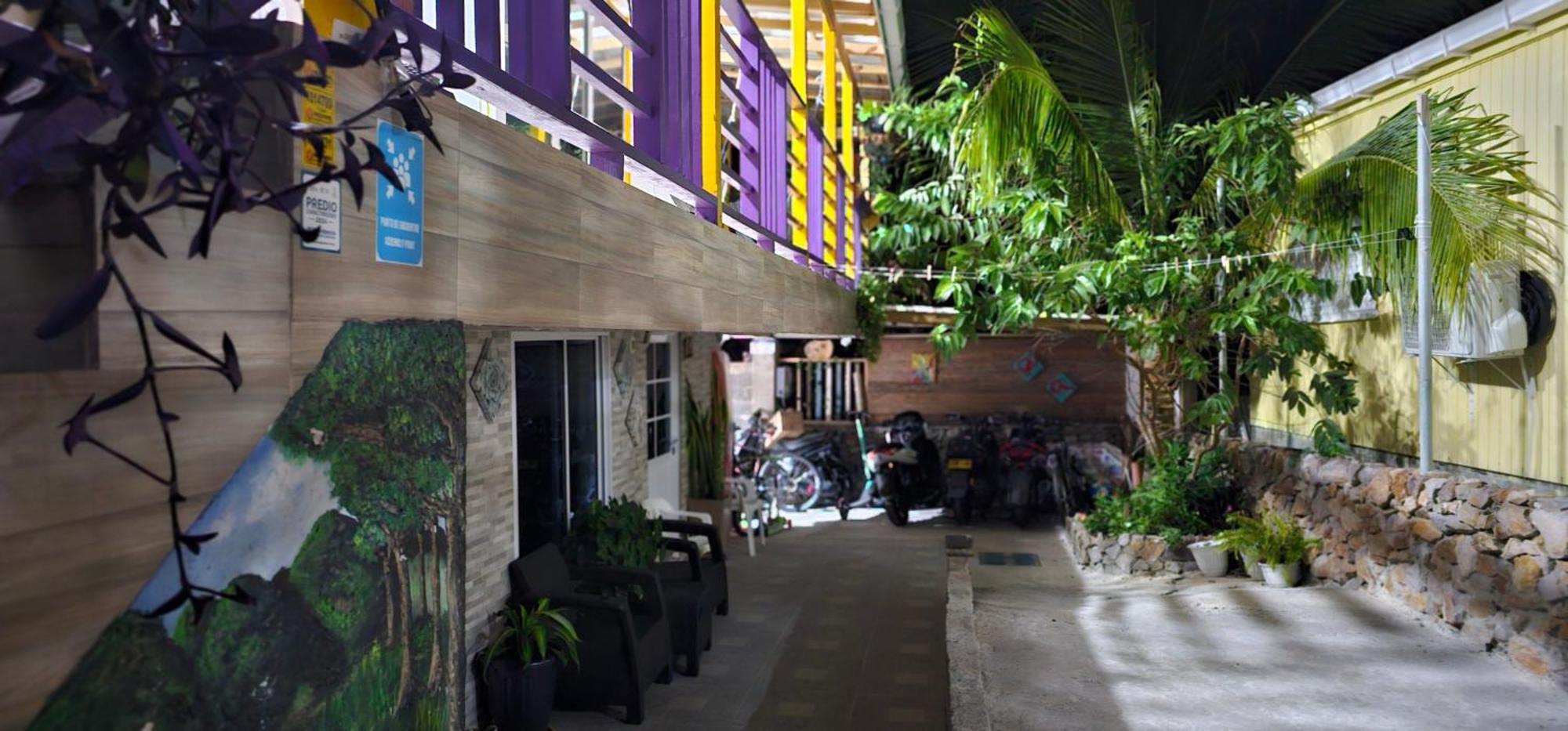 Homestay Cedar Valley *