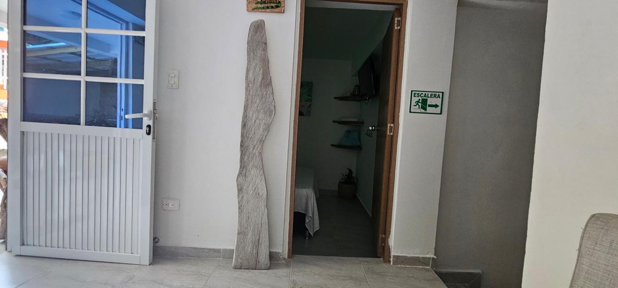 Homestay Cedar Valley *